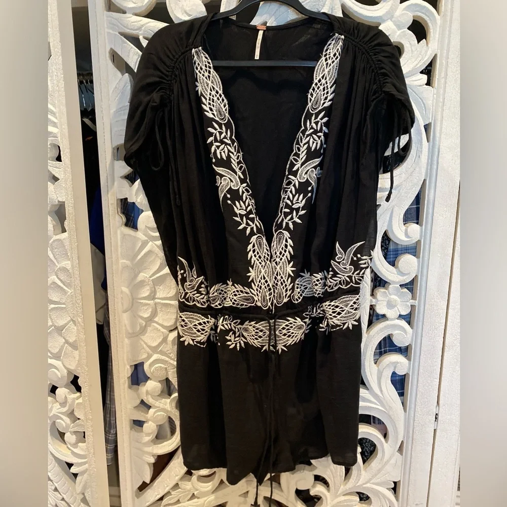 Weila Romper Black - Free People Worn Once!!